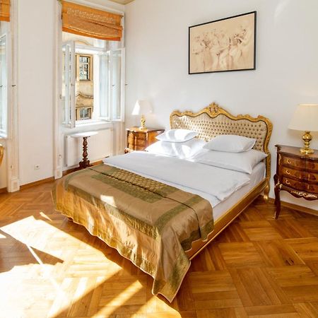 Malostranská Residence Praga Esterno foto