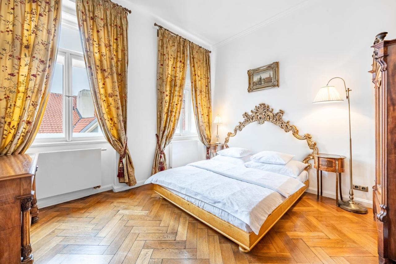 Malostranská Residence Praga Esterno foto